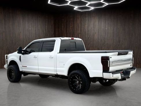 Used 2020 Ford F250 Platinum w/ FX4 Off-Road Package AWD/4WD image 5