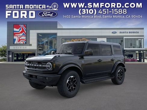 New 2026 Ford Bronco Outer Banks AWD/4WD image 1