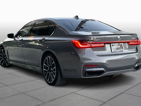 Used 2022 BMW 750i xDrive w/ Executive Package image 11