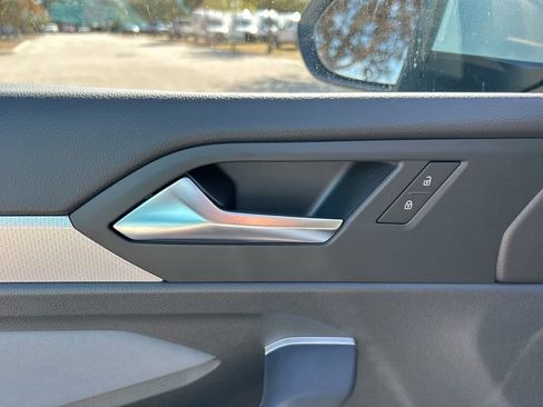 New 2026 Volkswagen Jetta SE image 18