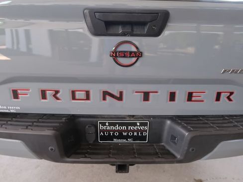 Used 2023 Nissan Frontier PRO-4X w/ Pro Convenience Package AWD/4WD image 46