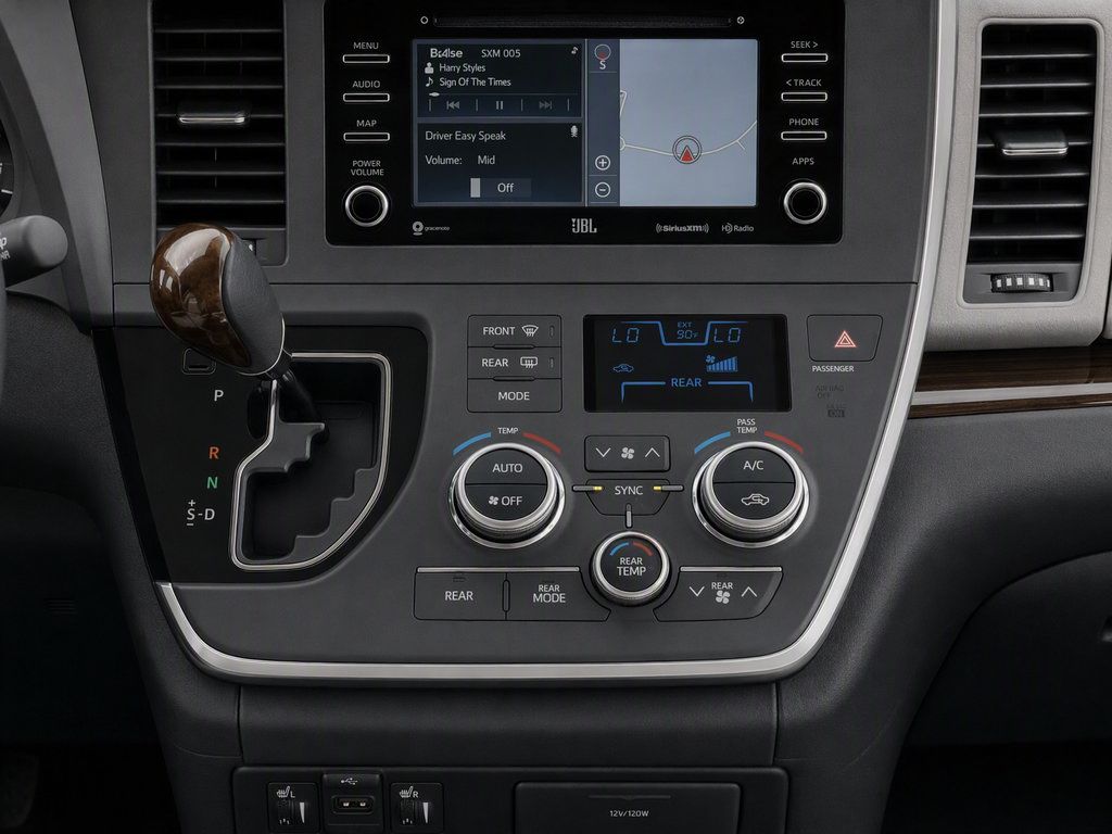 Used 2019 Toyota Sienna Limited Premium AWD/4WD image 10