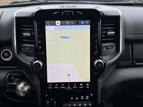 Used 2023 RAM 1500 Laramie image 26