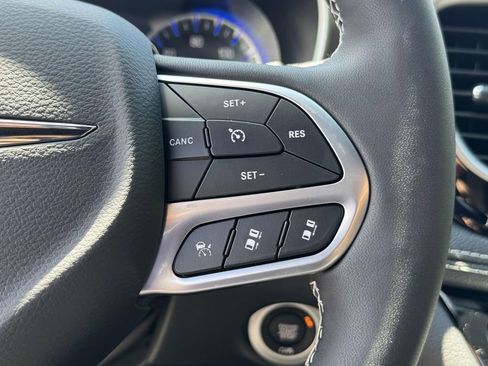 New 2026 Chrysler Pacifica Select image 23