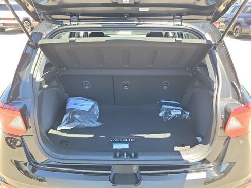 New 2026 Hyundai Venue SEL FWD image 29