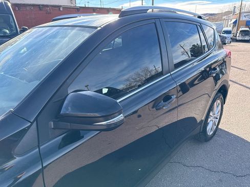 Used 2014 Toyota RAV4 Limited image 9