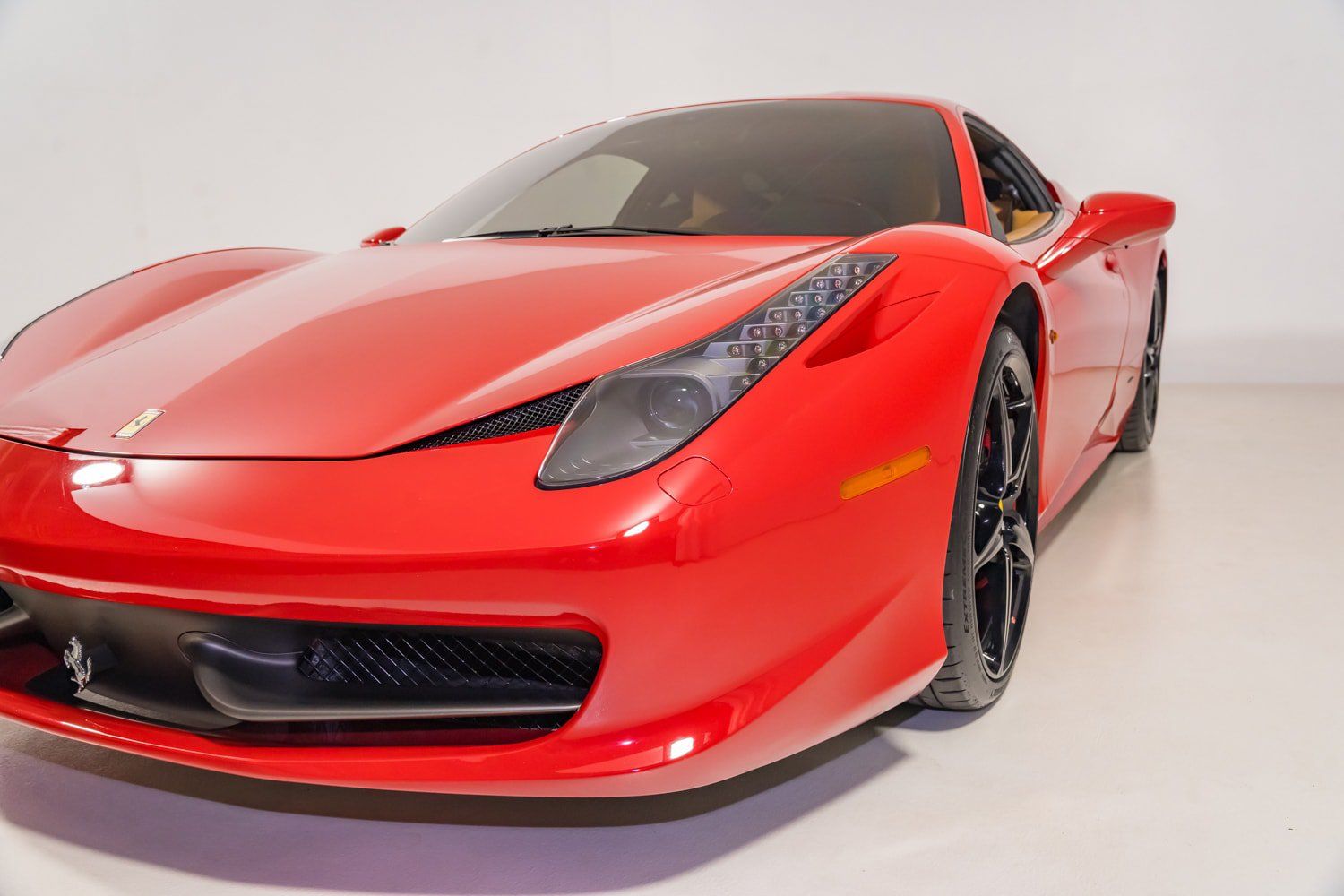 Used 2010 Ferrari 458 Italia Coupe RWD image 34