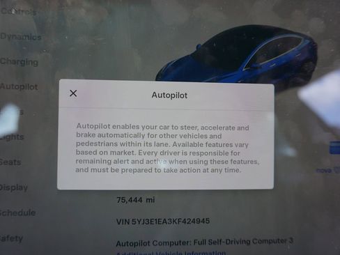 Used 2019 Tesla Model 3 Standard Range RWD image 14