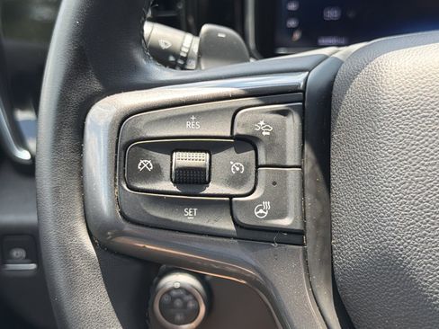 Used 2025 Chevrolet Silverado 1500 High Country w/ High Country Premium Package AWD/4WD image 19