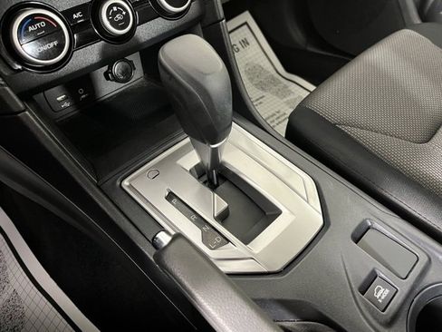 Used 2022 Subaru Crosstrek 2.0i image 31