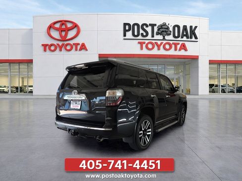 Used 2022 Toyota 4Runner Limited AWD/4WD image 5