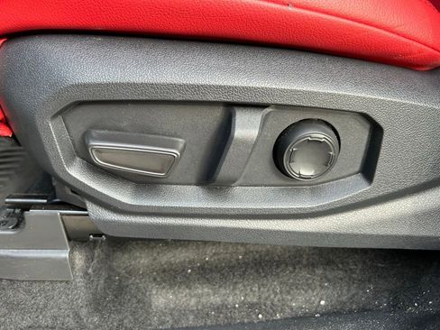 Certified 2025 Toyota Tacoma TRD Pro AWD/4WD image 16