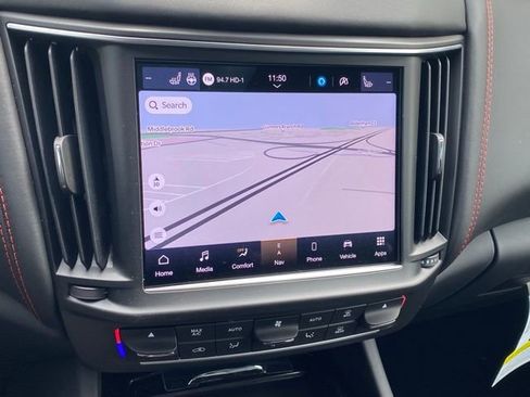 New 2024 Maserati Levante GT Ultima image 31