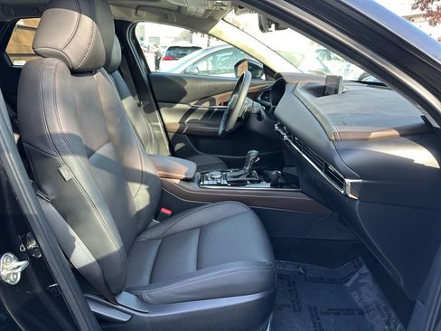 Used 2025 MAZDA CX-30 AWD 2.5 S w/ Premium Package image 23