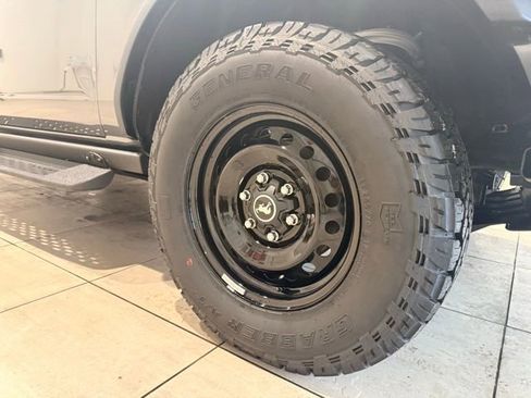 New 2026 Ford Bronco Big Bend w/ Black Diamond Package image 6