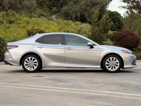 Used 2023 Toyota Camry LE image 8