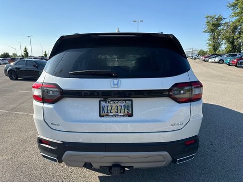 Used 2025 Honda Pilot Elite image 10