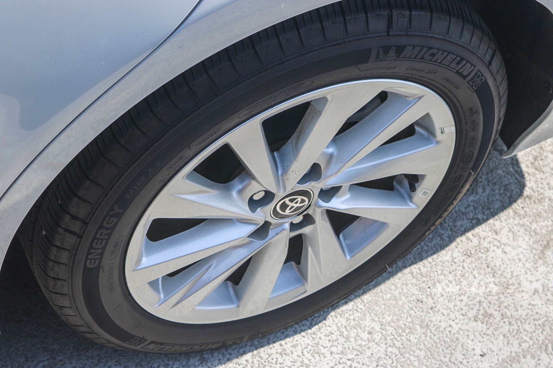 Used 2024 Toyota Camry LE FWD image 10