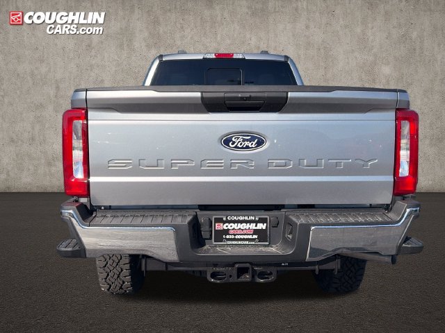 New 2027 Ford F250 XL w/ XL Off-Road 35" Tire Pakckage AWD/4WD image 5