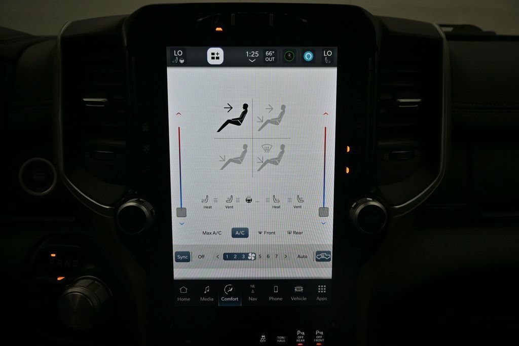 Used 2024 RAM 2500 Laramie w/ Safety Group AWD/4WD image 15