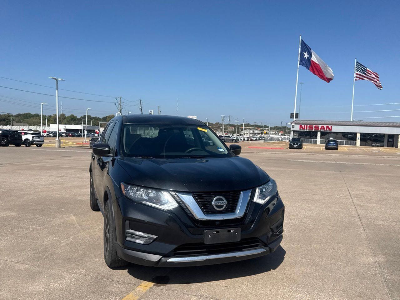 Used 2019 Nissan Rogue S FWD image 4