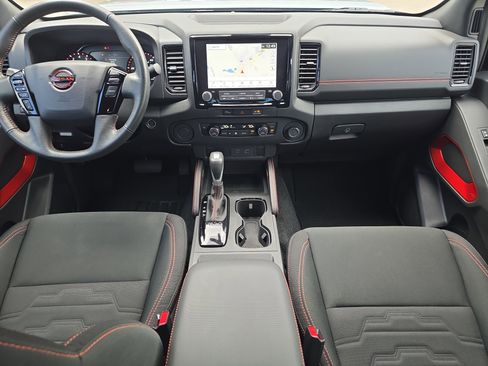 Used 2024 Nissan Frontier Pro-X image 14