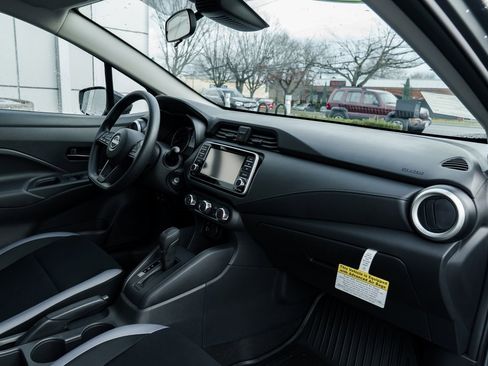 New 2025 Nissan Versa S image 25