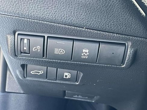Used 2026 Toyota Corolla Cross AWD Hybrid w/ Convenience Package image 29