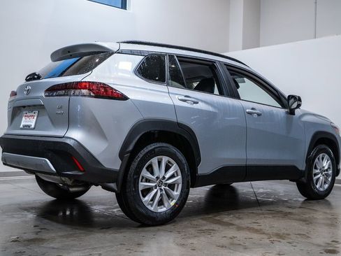 New 2026 Toyota Corolla Cross LE image 7