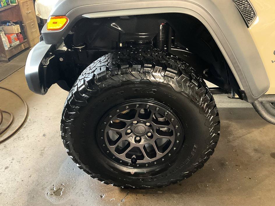 Used 2022 Jeep Wrangler Unlimited Sport AWD/4WD image 26
