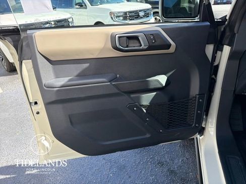 New 2026 Ford Bronco Big Bend w/ Black Diamond Package AWD/4WD image 12