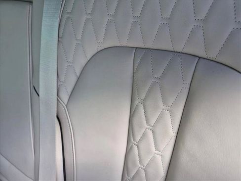 Used 2022 BMW X5 M50i w/ Executive Package AWD/4WD image 15