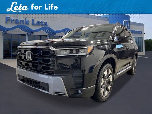 New 2026 Honda Pilot Touring image 1