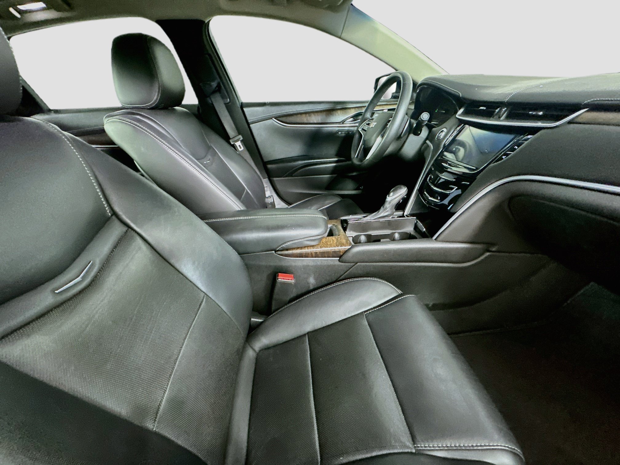 Used 2018 Cadillac XTS Luxury FWD image 30