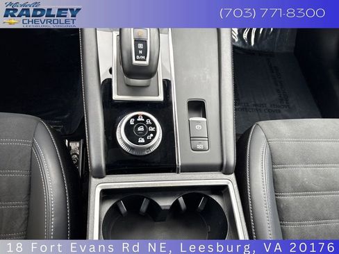 Used 2023 Mitsubishi Outlander SE image 19