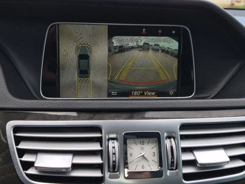 Used 2016 Mercedes-Benz E 350 Sedan image 24