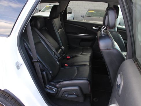 Used 2018 Dodge Journey GT image 17