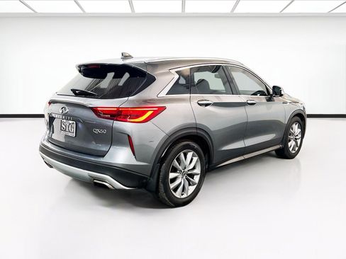 Used 2019 INFINITI QX50 Essential w/ Premium Heat Package AWD/4WD image 4