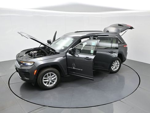 New 2025 Jeep Grand Cherokee Laredo X image 24