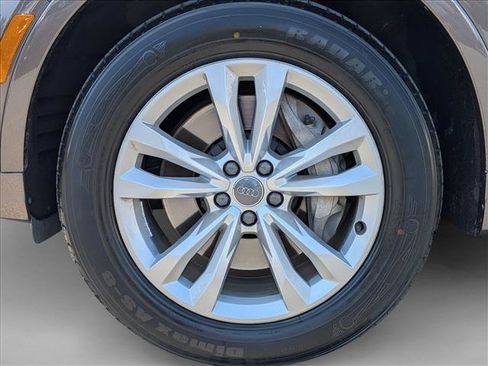 Used 2019 Audi Q7 2.0T Premium Plus w/ Premium Plus Package AWD/4WD image 26