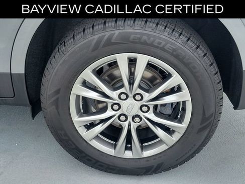 Certified 2022 Cadillac XT5 Premium Luxury AWD/4WD image 17