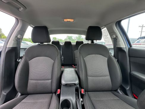 Used 2024 Kia Forte LXS FWD image 18