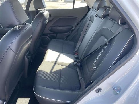 Certified 2025 Hyundai Venue Limited image 9