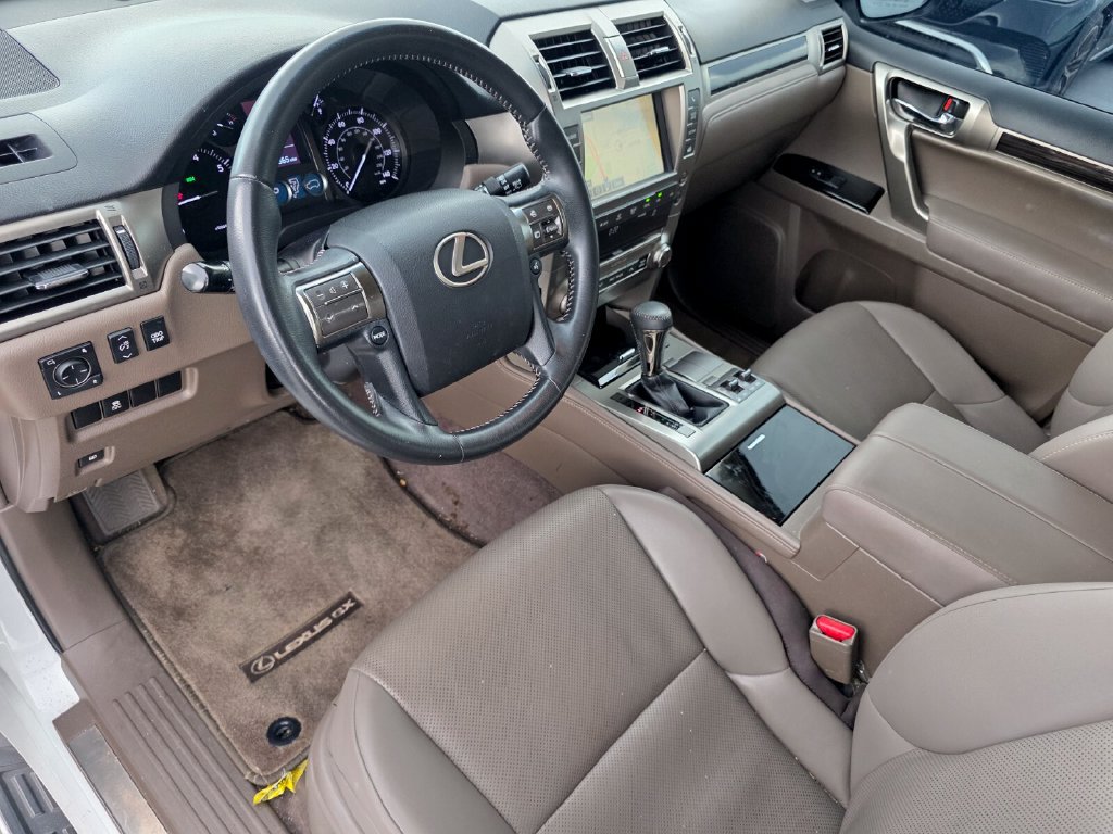 Used 2018 Lexus GX 460 w/ Navigation Package AWD/4WD image 9