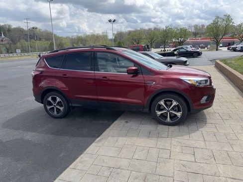 Used 2018 Ford Escape SEL w/ Ford Safe & Smart Package image 3
