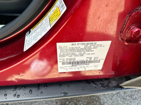 Used 2020 Ford EcoSport SE w/ SE Convenience Package FWD image 38