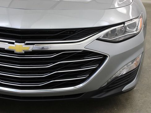 Used 2024 Chevrolet Malibu LT FWD image 8
