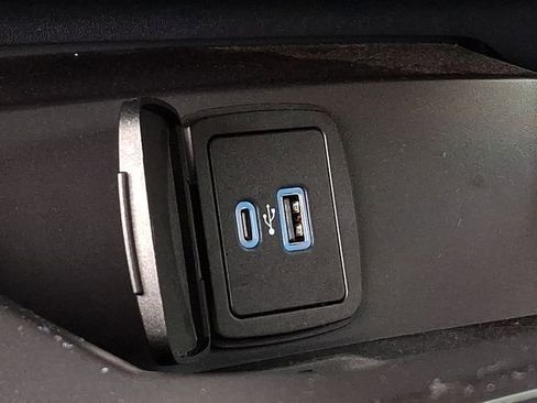 Used 2024 Ford Bronco Badlands image 25