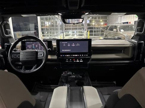 Used 2026 GMC Hummer EV SUV AWD/4WD image 39