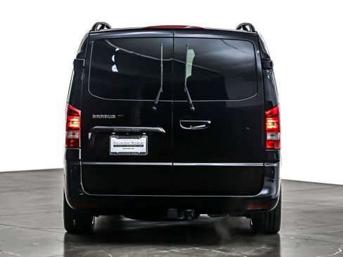 Used 2023 Mercedes-Benz Metris Passenger image 4